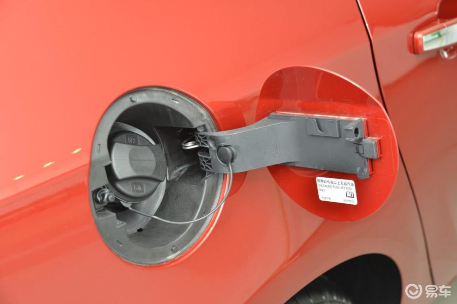 6l 手自一体 时尚型油箱盖汽车图片-汽车图片大全】-易车网