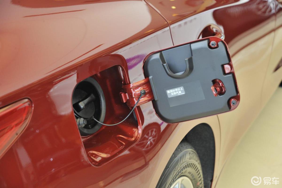 【英菲尼迪q502014款2.0t 舒适版油箱盖汽车图片-汽车图片大全】-易车