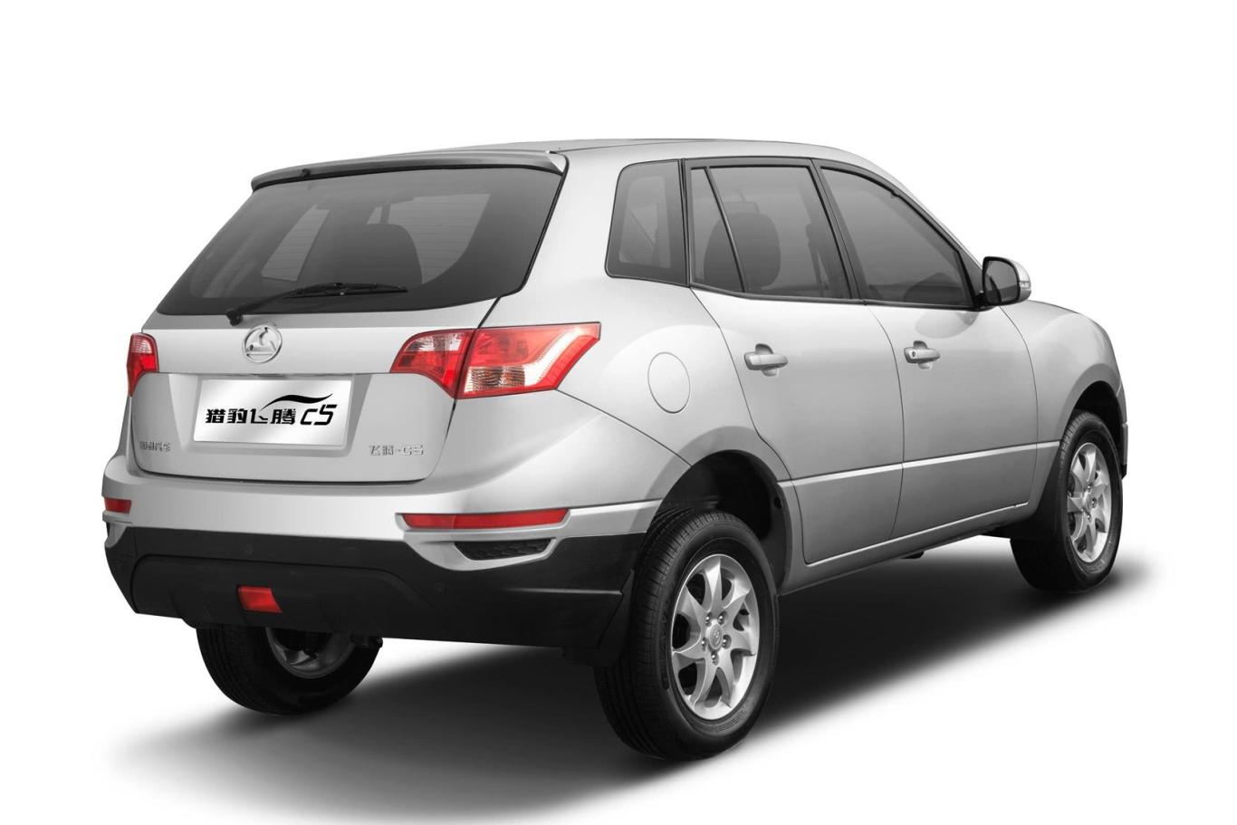 飞腾c51.5l 自动 豪华型侧后45度车头向右水平