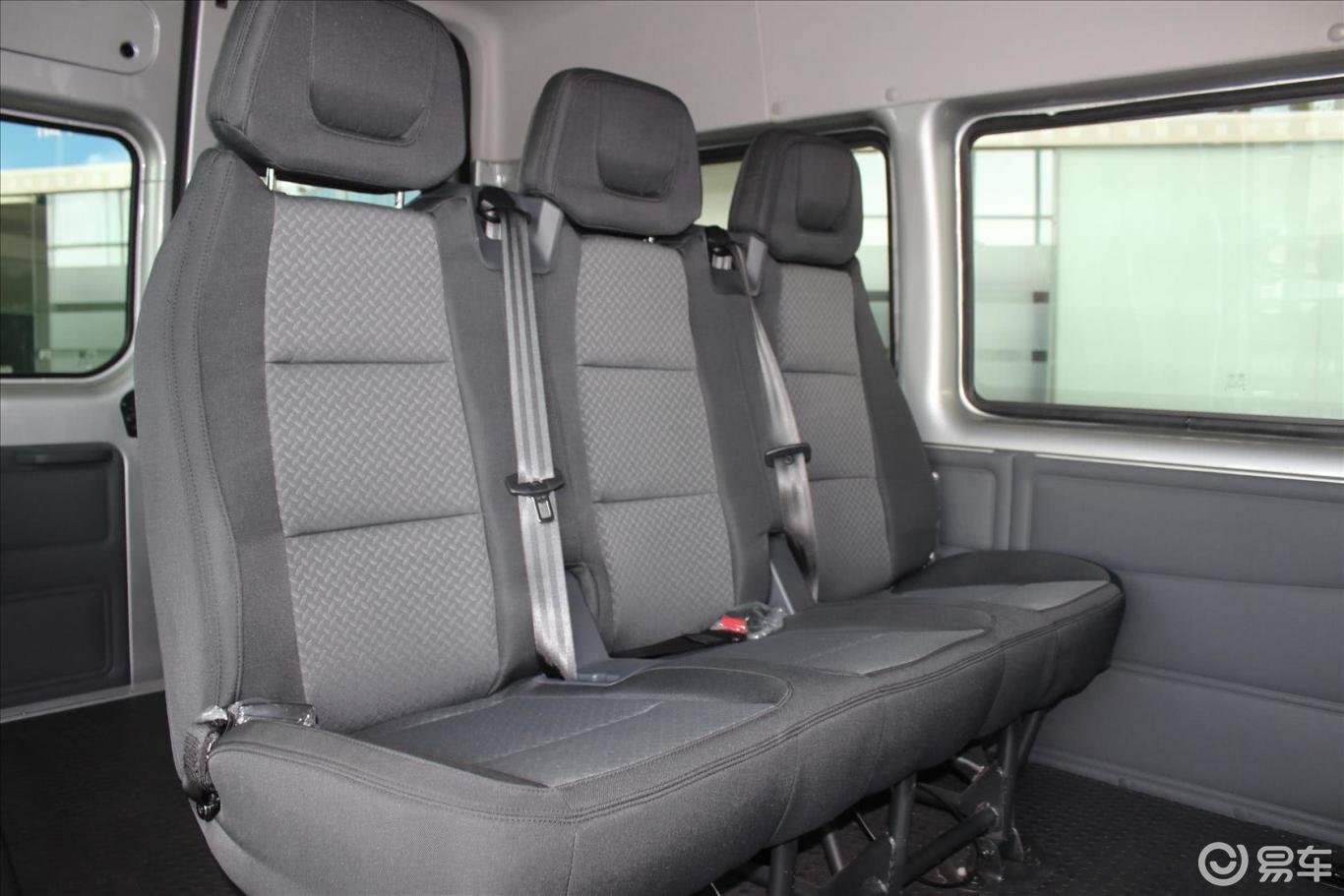 【福特新世代全顺 柴油 短轴 6座 豪中顶(国4)】福特新世代全顺_柴油