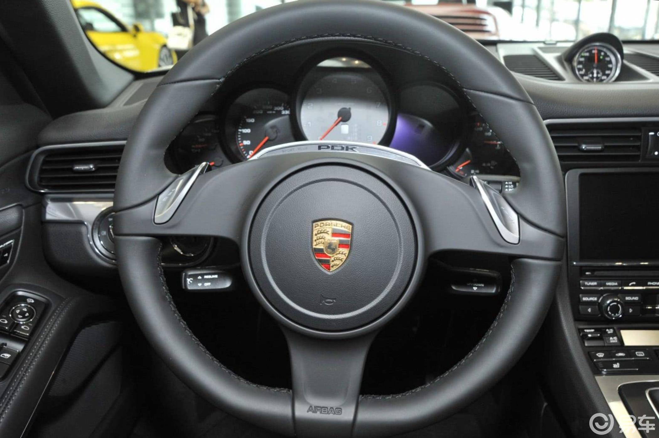【保时捷9112012款carrera s方向盘汽车图片-汽车图片大全】-易车