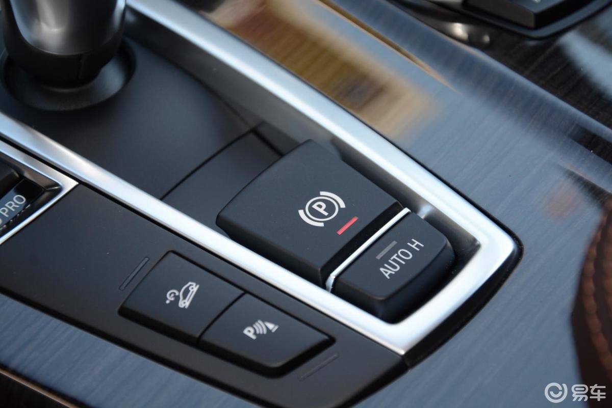 【宝马x3(进口)2014款xdrive28i x设计套装驻车制动(手刹,电子,脚刹)