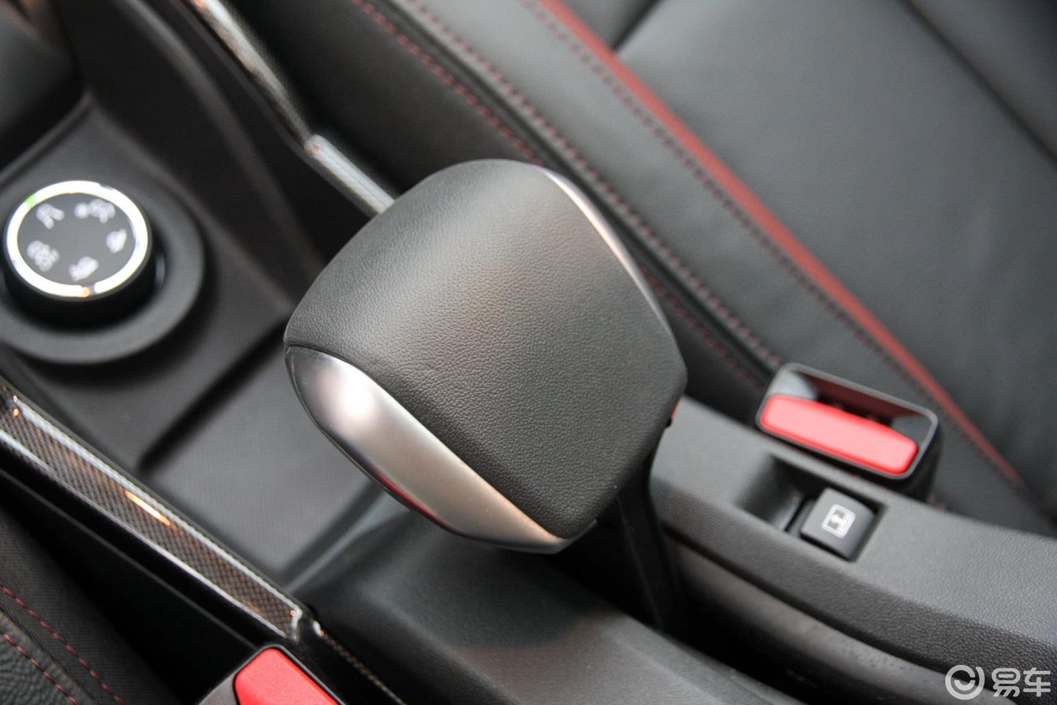 【雪铁龙c3-xr2015款1.