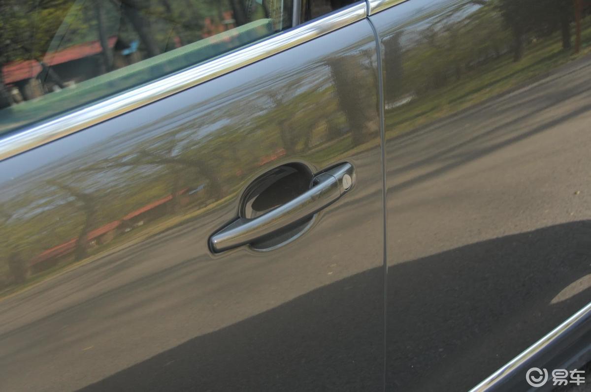 6thp 自动 至尚版车门外拉手汽车图片-汽车图片大全】-易车