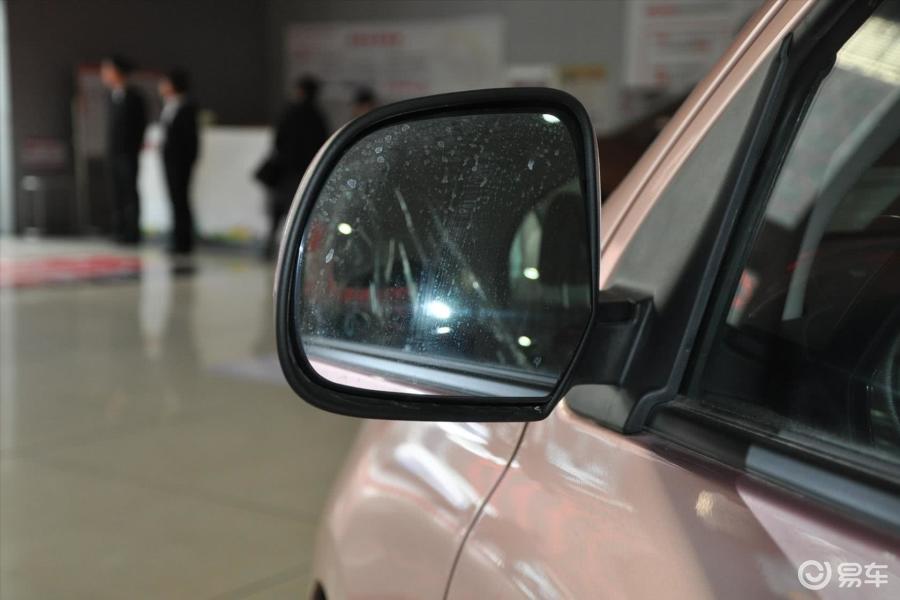 日产玛驰 后视镜镜面图