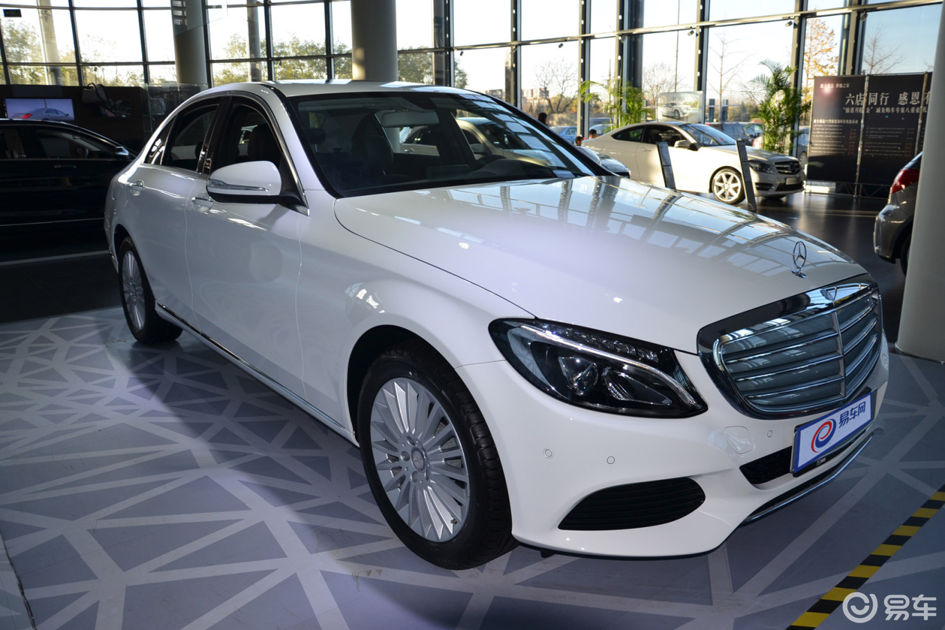 【奔驰c级 c 180 l】奔驰c级_c 180 l图片-网通社汽车