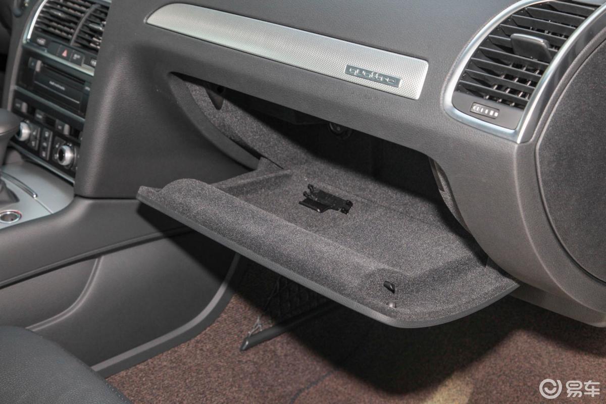 【奥迪q72014款35 tfsi quattro 运动型手套箱汽车图片-汽车图片大全