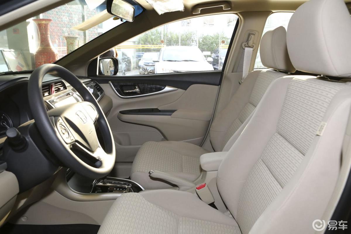【凌派2013款1.8l 自动 豪华版前排空间汽车图片-汽车图片大全】-易车