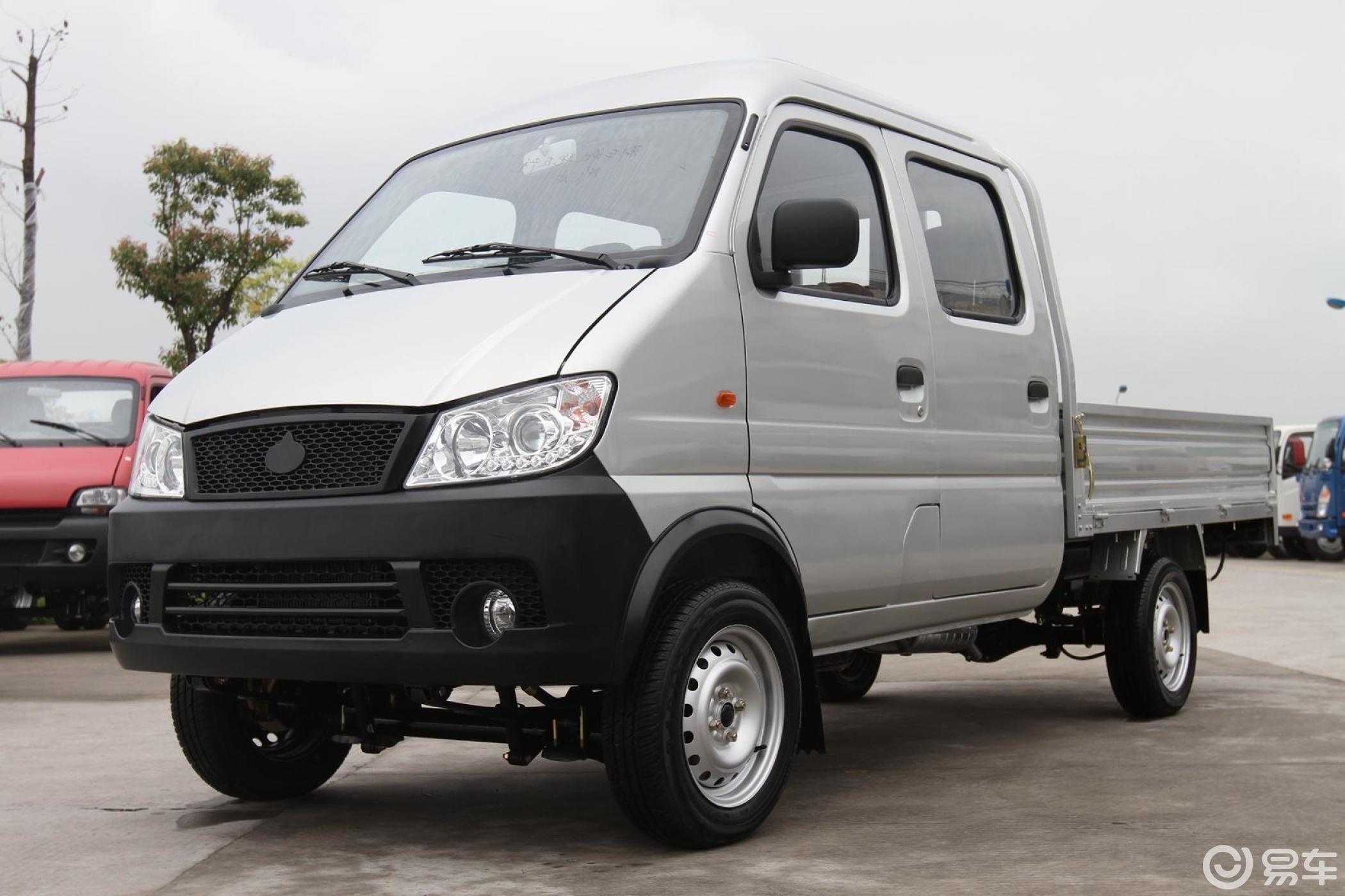 【长安新豹mini2015款1.