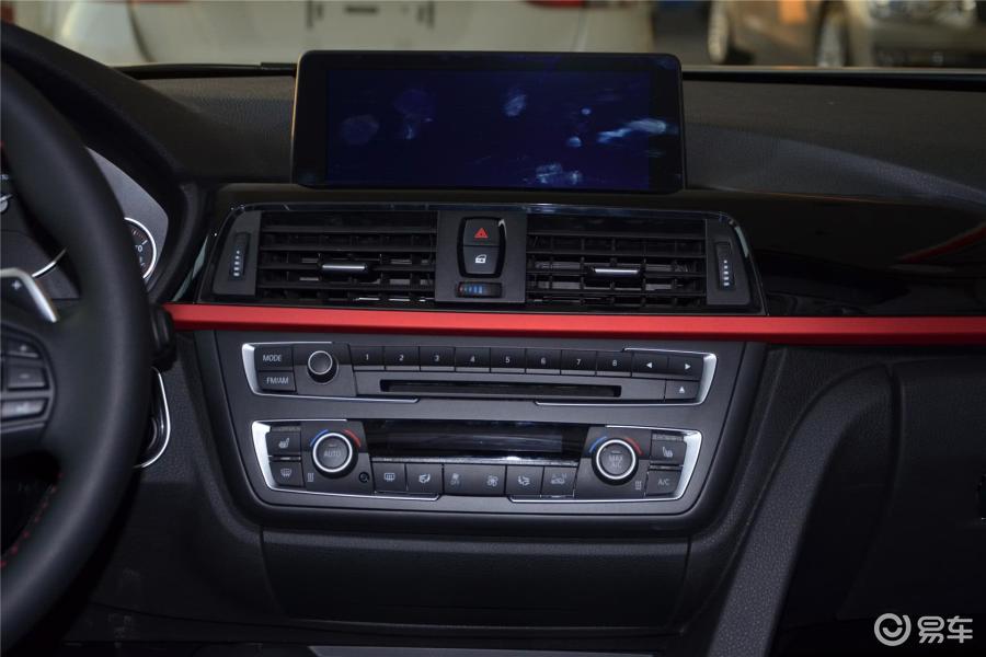 宝马3系 中控台正面图