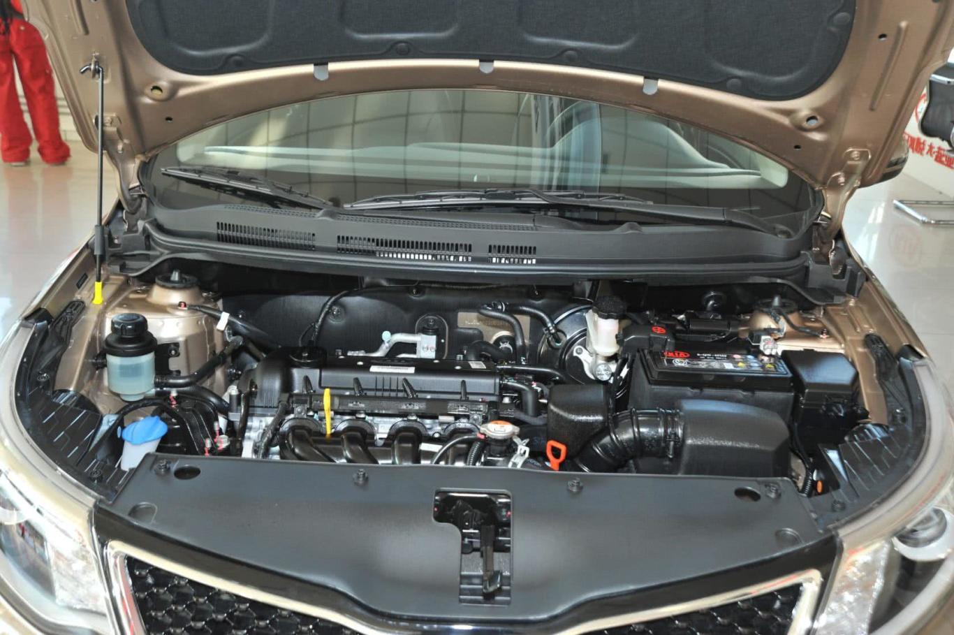 起亚k2三厢 1.6l 自动 premium发动机