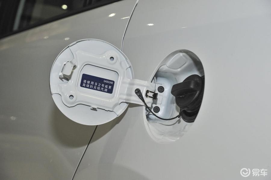 【威驰2014款1.5l 手动 智臻版油箱盖汽车图片-汽车图片大全】-易车网