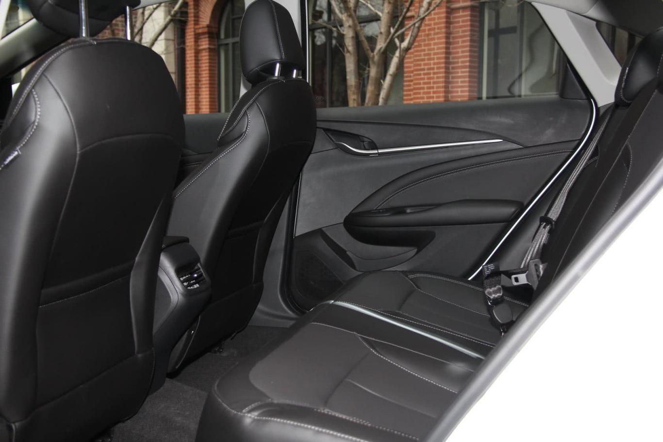 【别克英朗 18t 双离合 豪华型】别克英朗_18t 双离合 豪华型图片