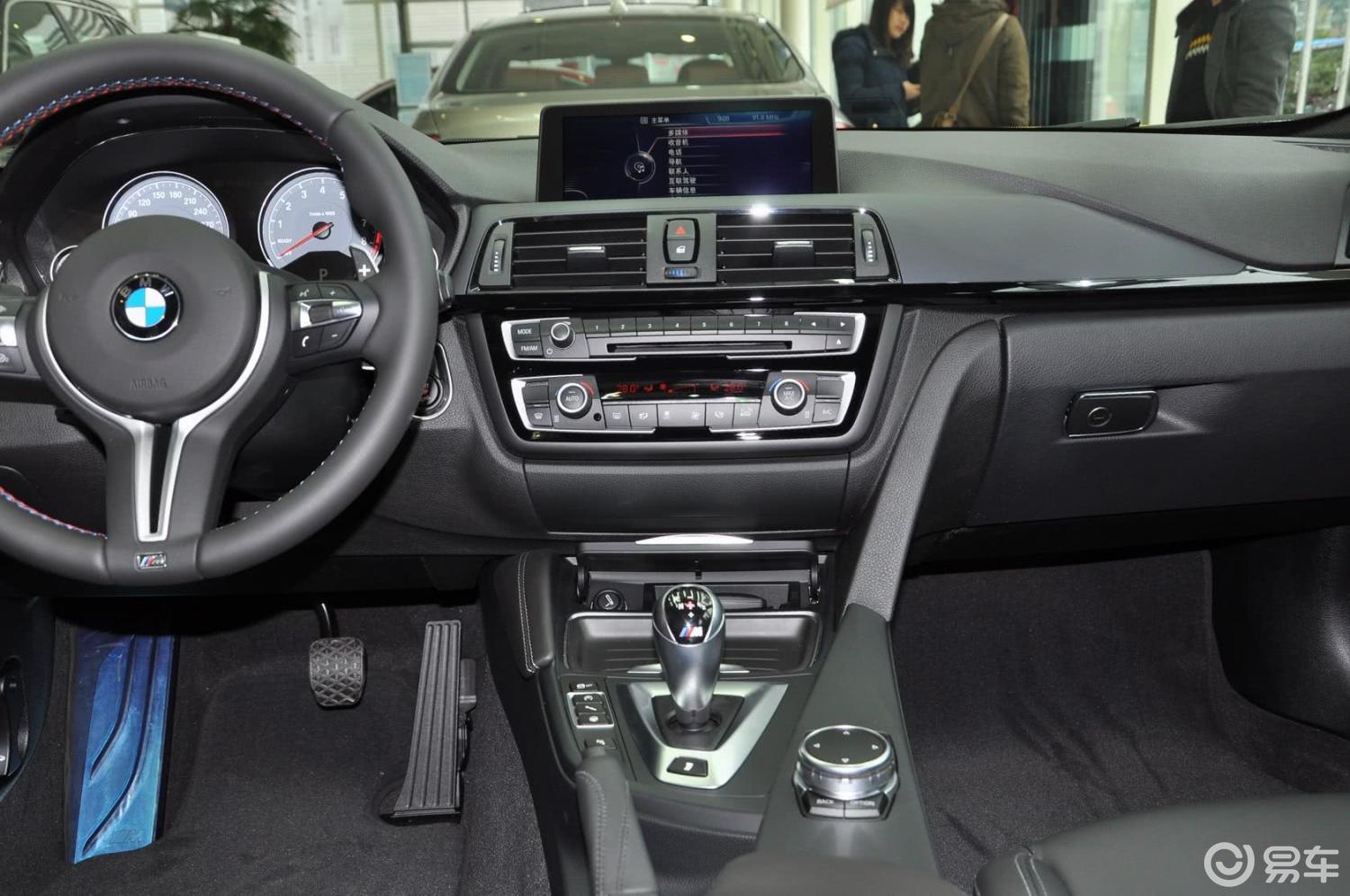 0t 手自一体中控台整体汽车图片-汽车图片大全】-易车