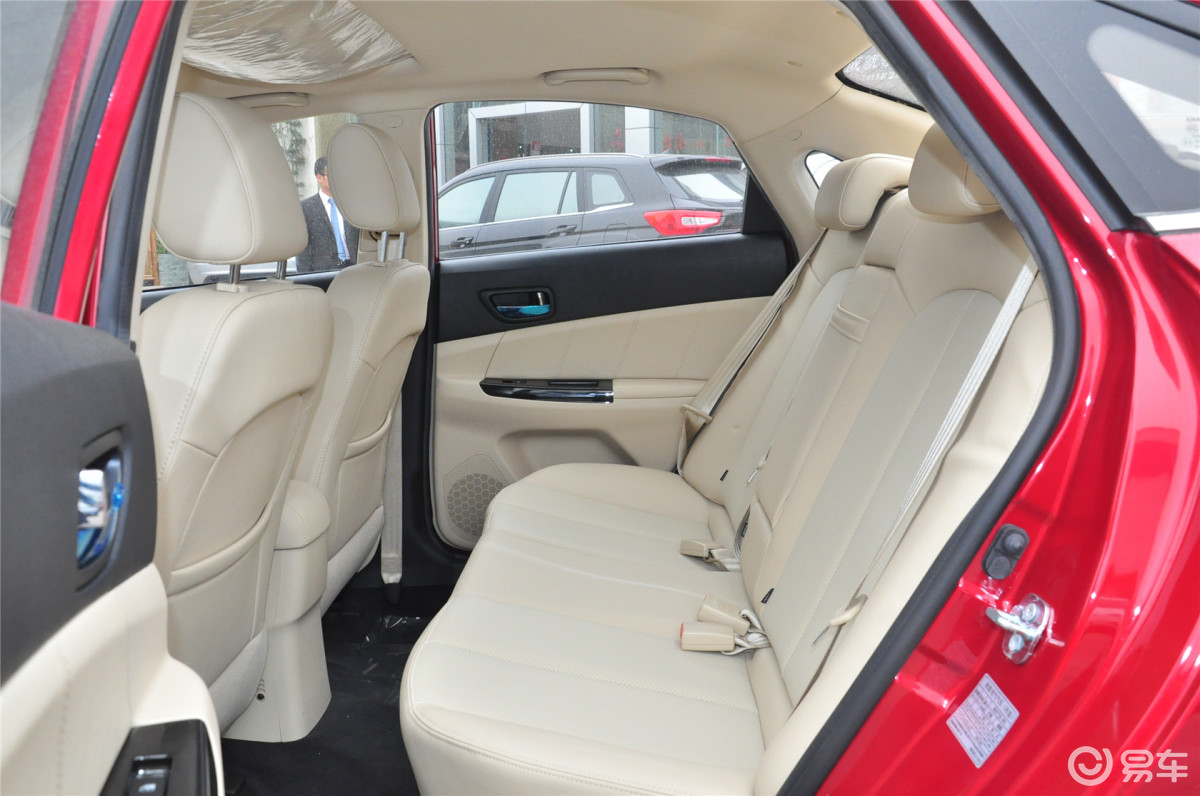 6l 自动 豪华型 国iv】长安逸动_1.6l 自动 豪华型 国iv图片-和讯网