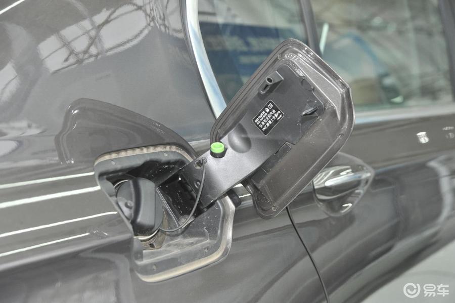 【宝马7系2013款740li 领先型油箱盖汽车图片-汽车图片大全】-易车网