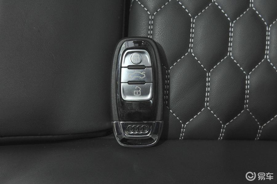 【奥迪rs72014款4.