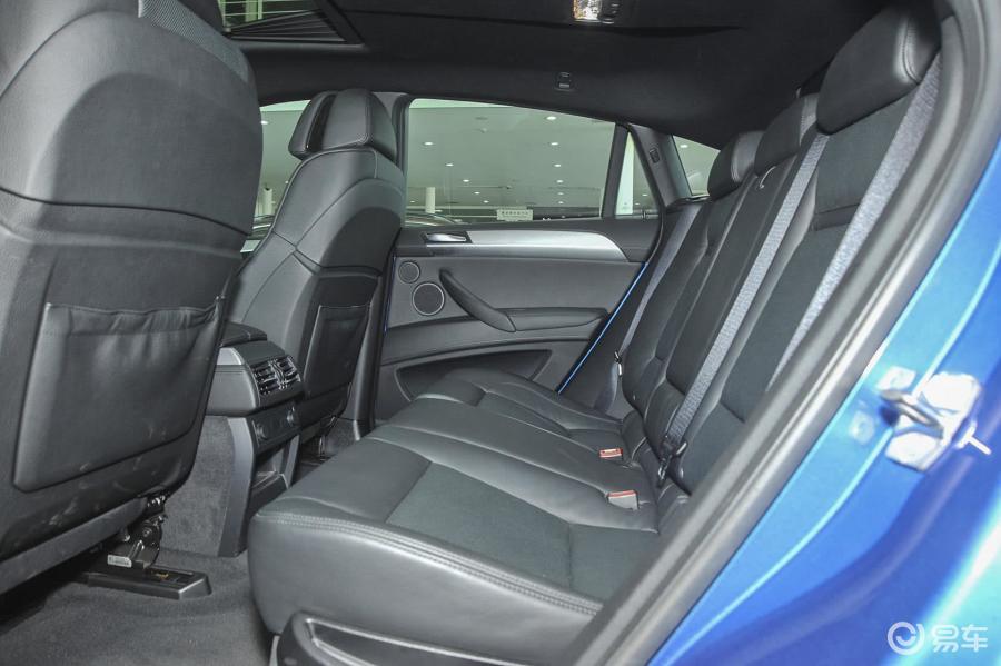【宝马x6 m2013款4.4l v8后排空间汽车图片-汽车图片大全】-易车网