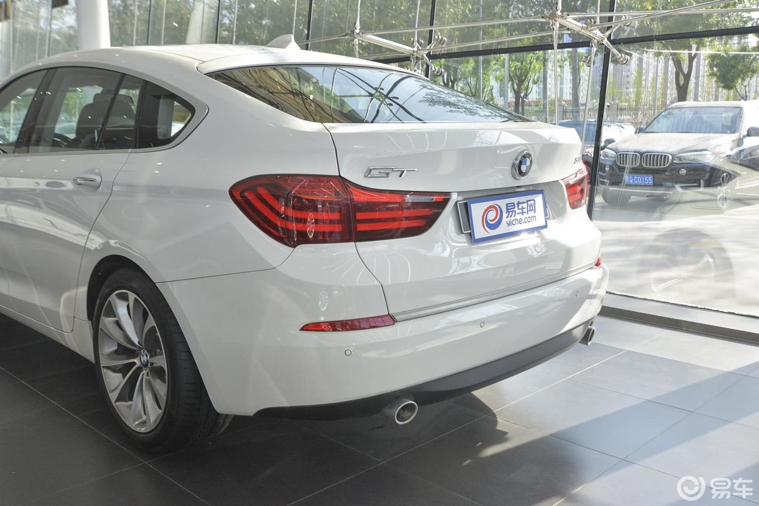 【宝马5系gt2014款535i 豪华型车尾局部汽车图片-汽车图片大全】-易车