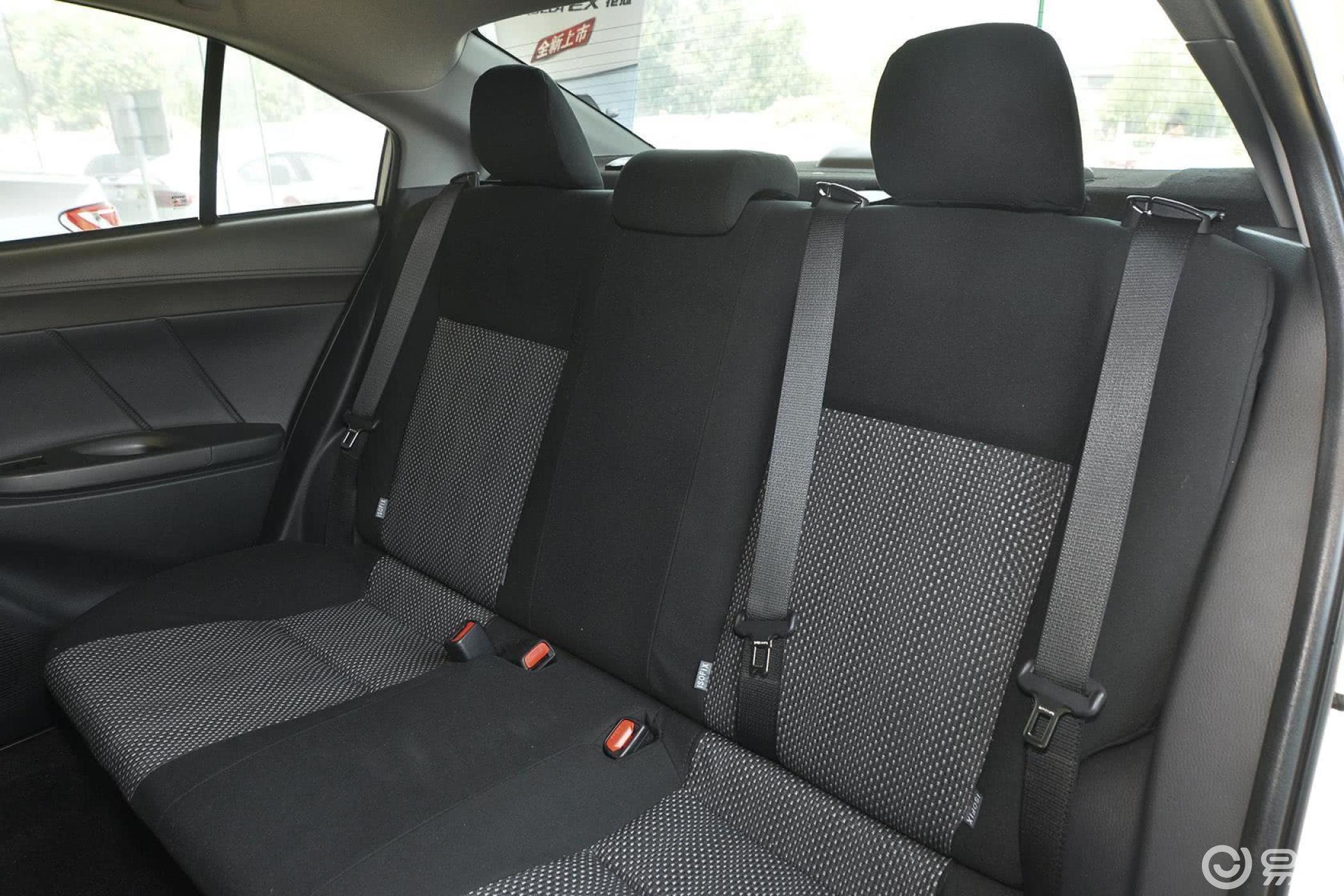 【威驰2014款1.5l 手动 智臻版后排座椅汽车图片-汽车图片大全】-易车