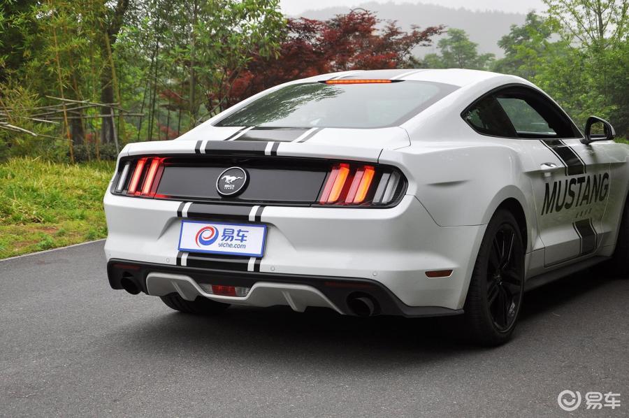 【福特mustang2015款2.