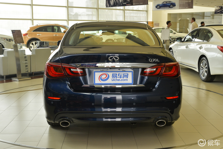 【英菲尼迪q70l2015款2.