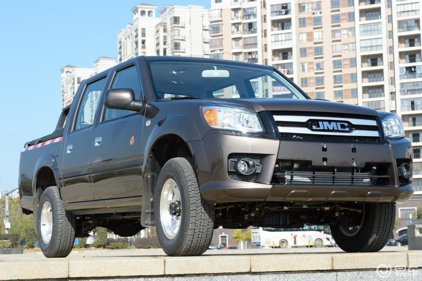 9t 手动 四驱 舒适型 柴油 国iv】江铃宝典_plus 2.