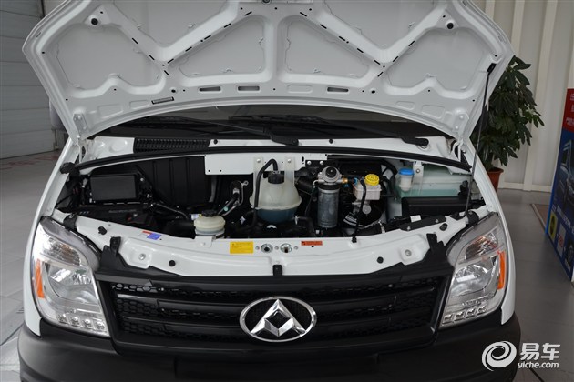 上汽大通v80傲运通靠啥打败"老炮"对手?