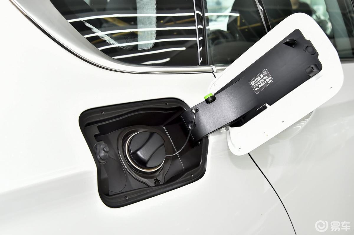 【宝马5系gt2014款535i 领先型油箱盖汽车图片-汽车图片大全】-易车