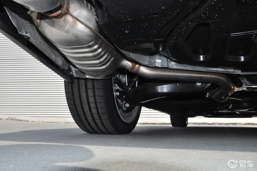 奔驰e级 后悬挂图