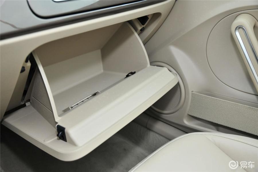 【甲壳虫2015款180tsi 敞篷版手套箱汽车图片-汽车图片大全】-易车网