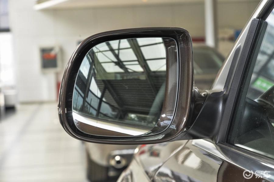 【奥迪q72015款35 tfsi quattro 进取型后视镜镜面(后)汽车图片-汽车