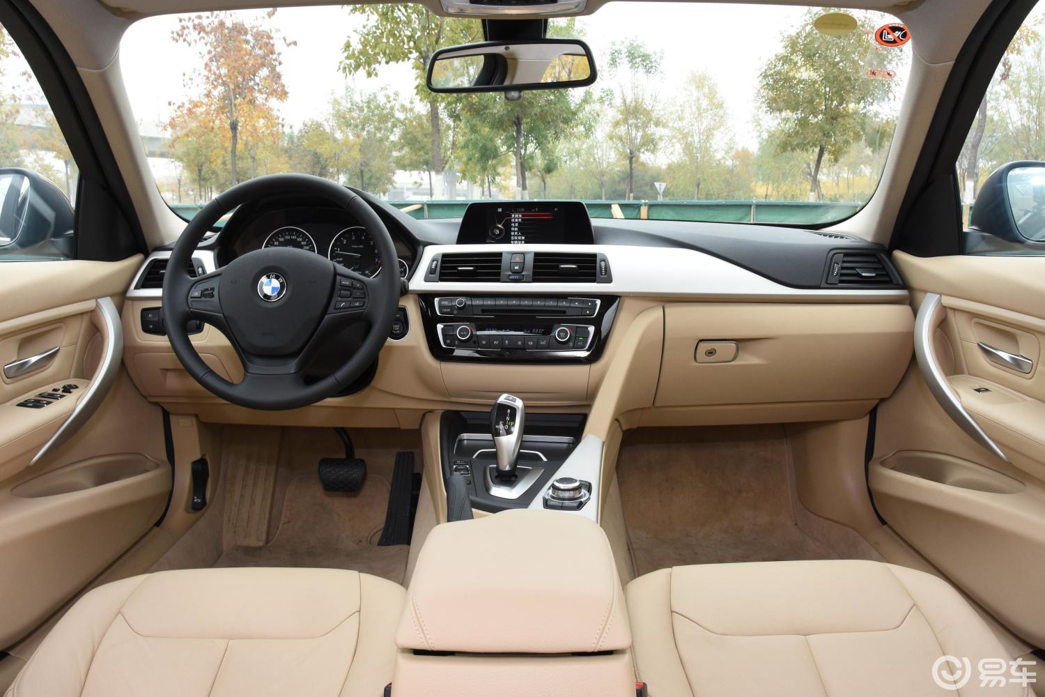 【宝马3系2016款320li 时尚型内饰全景正拍汽车图片-汽车图片大全】