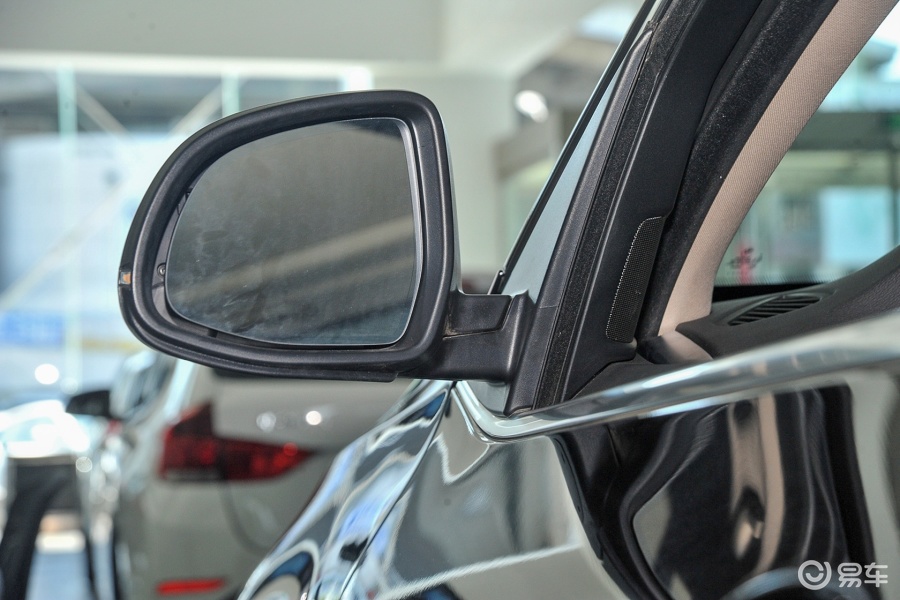 【宝马x52014款xdrive35i 中东版后视镜镜面(后)汽车图片-汽车图片