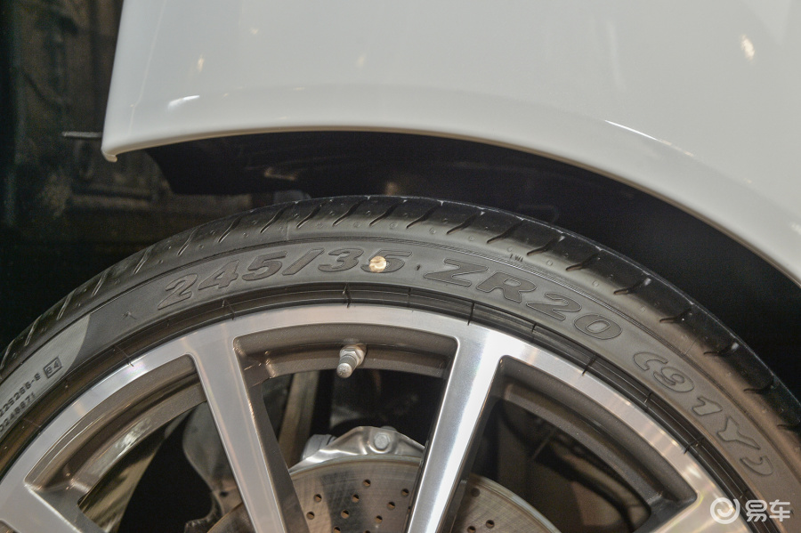 【保时捷9112015款carrera 4 style edition轮胎规格汽车图片-汽车