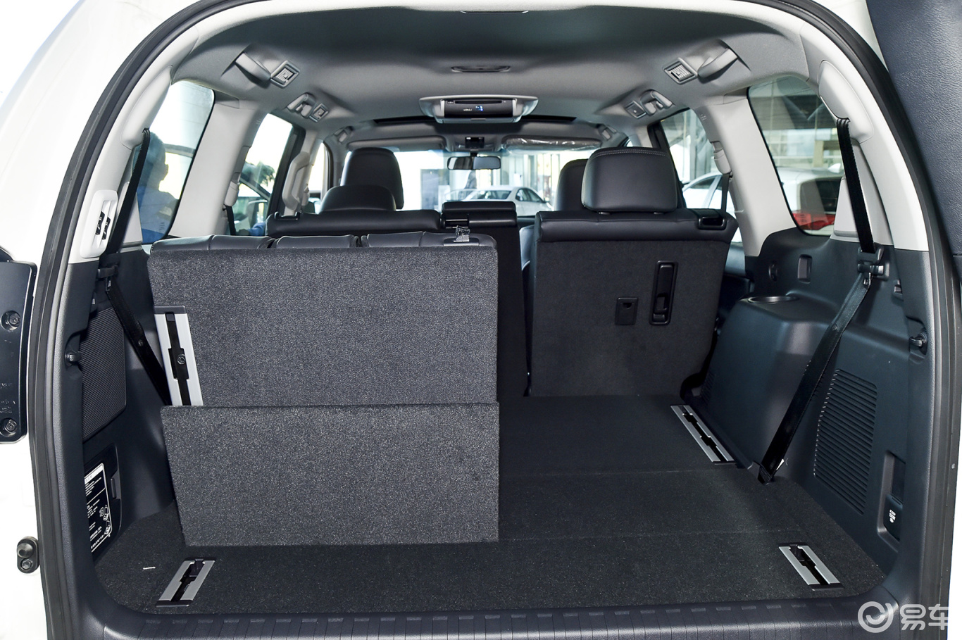 普拉多 空间-超级白色