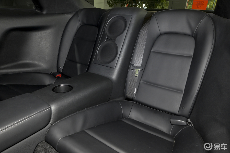 日产gt-r(进口) gt-r 空间-珍珠白图