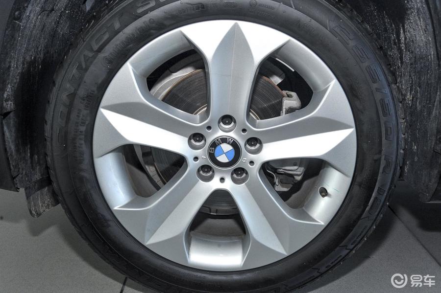 【宝马x62014款xdrive35i 中东版轮胎规格汽车图片-汽车图片大全】
