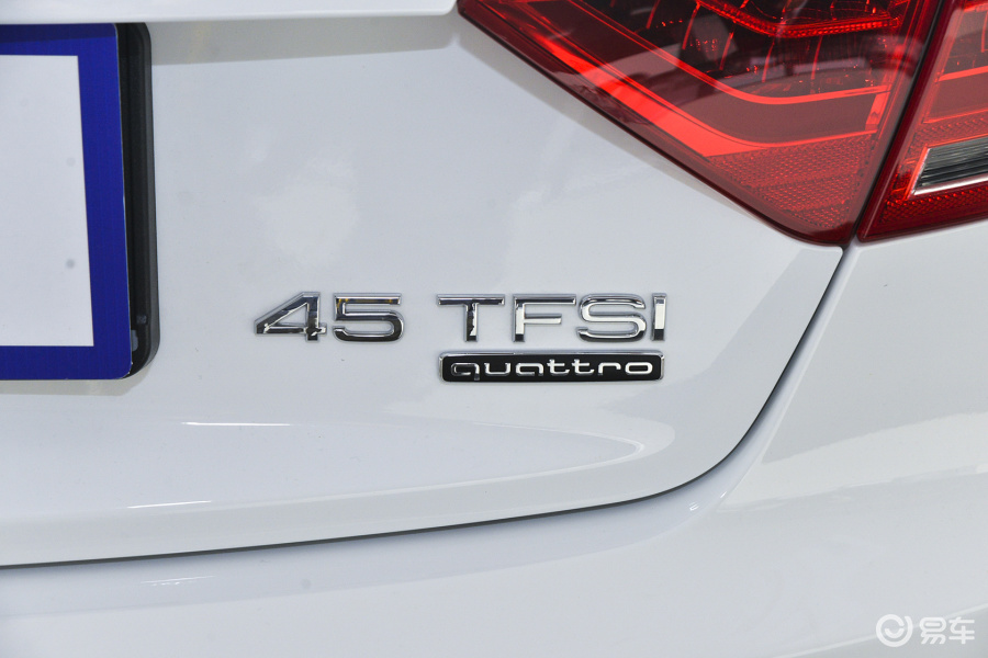 【奥迪a52014款sportback 45 tfsi quattro尾标汽车图片-汽车图片大全