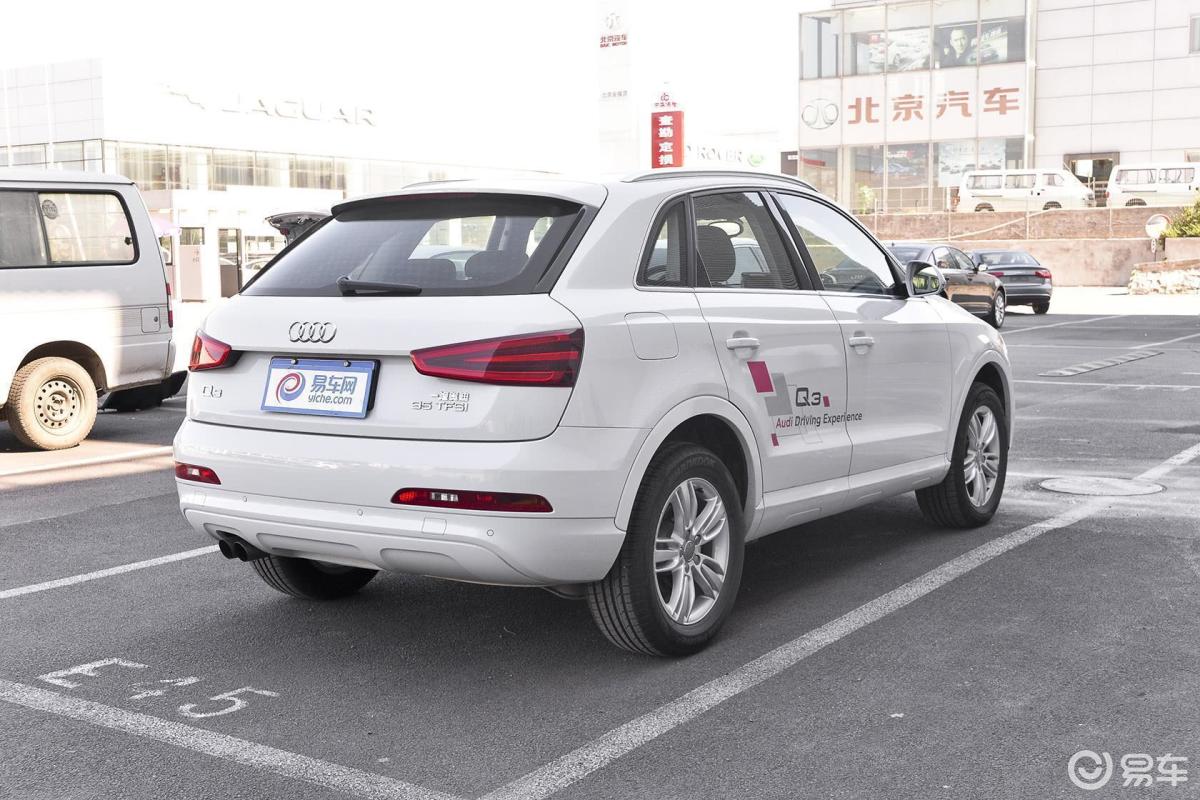 【奥迪q32015款35 tfsi 舒适型侧后45度车头向右水平汽车图片-汽车