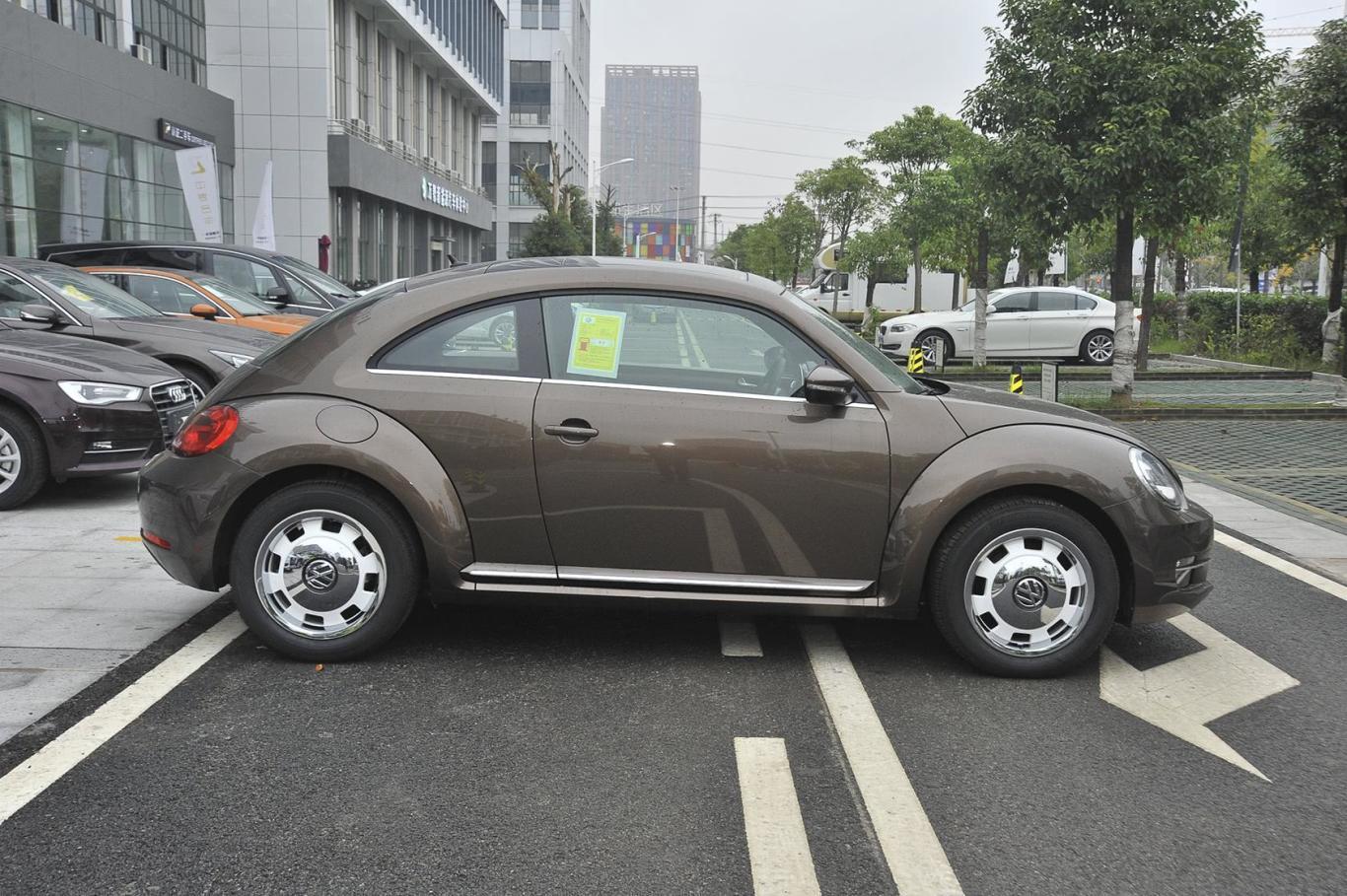 【甲壳虫280tsi正侧车头向右水平图片-汽车图片大全】-易车