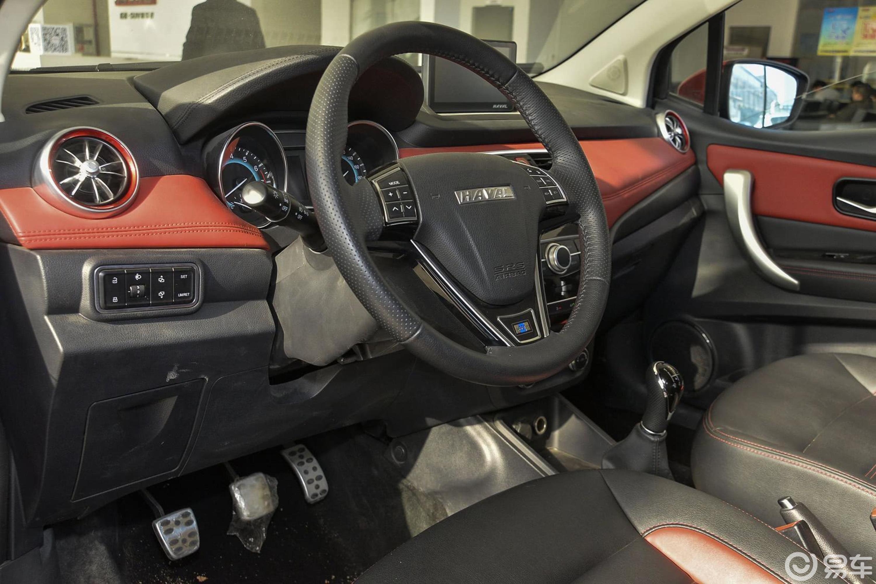 5l 手动 豪华版内饰汽车图片-汽车图片大全】-易车