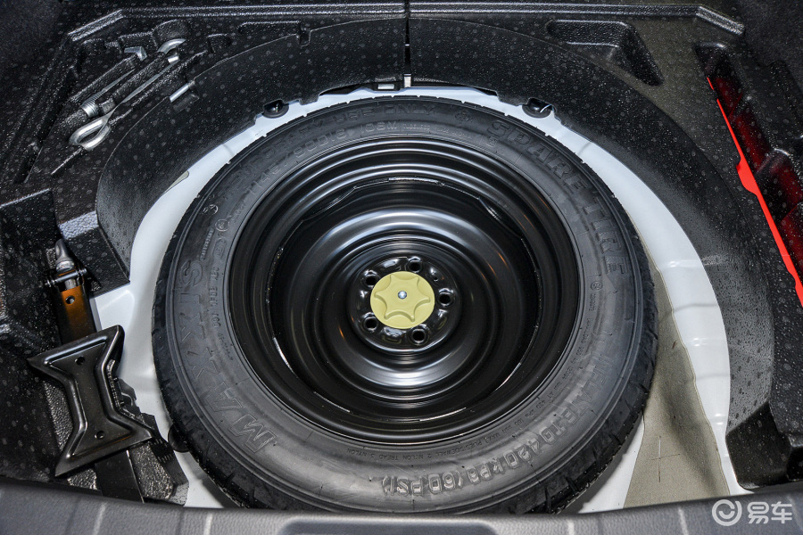 【逍客2016款2.0l xl cvt 精英版备胎汽车图片-汽车图片大全】-易车网