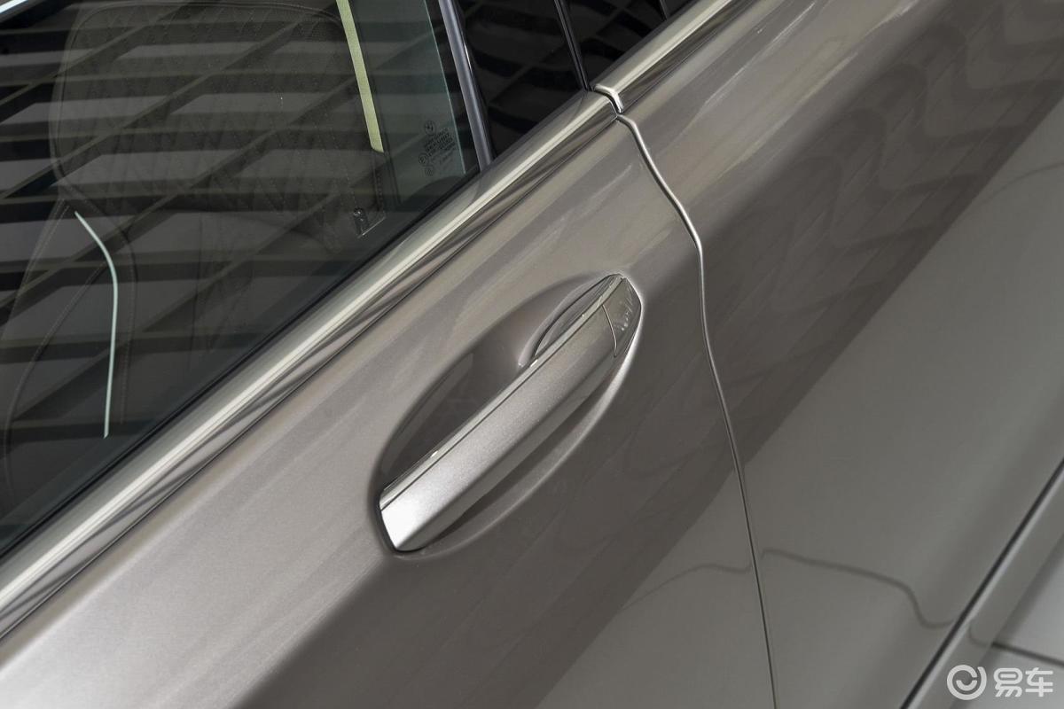 【宝马7系2016款740li 领先型车门外拉手汽车图片-汽车图片大全】