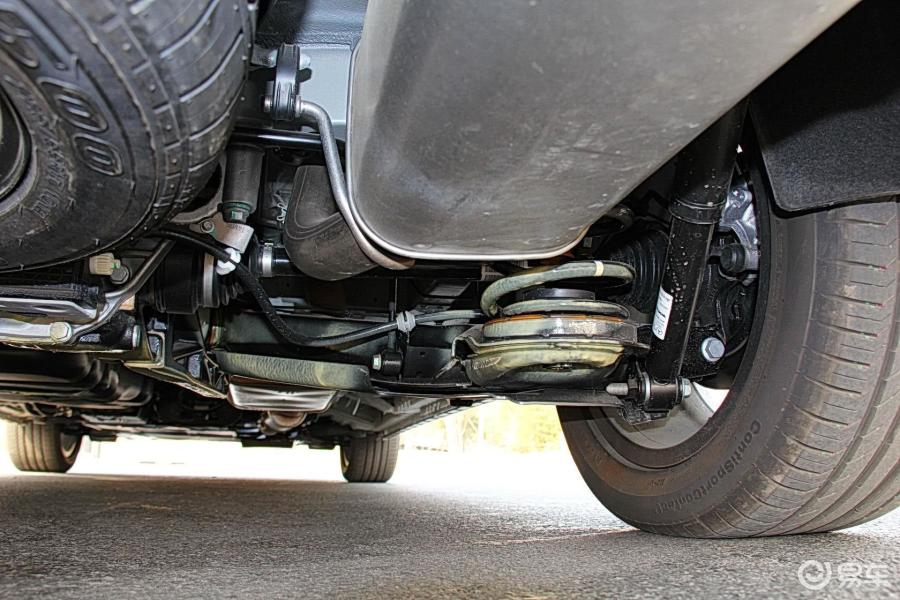 【奔驰v级2016款v260 尊贵版后悬挂汽车图片-汽车图片大全】-易车