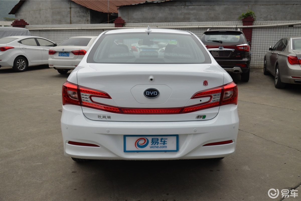 【比亚迪秦 ev300 旗舰型】比亚迪秦_ev300 旗舰型图片-网通社汽车