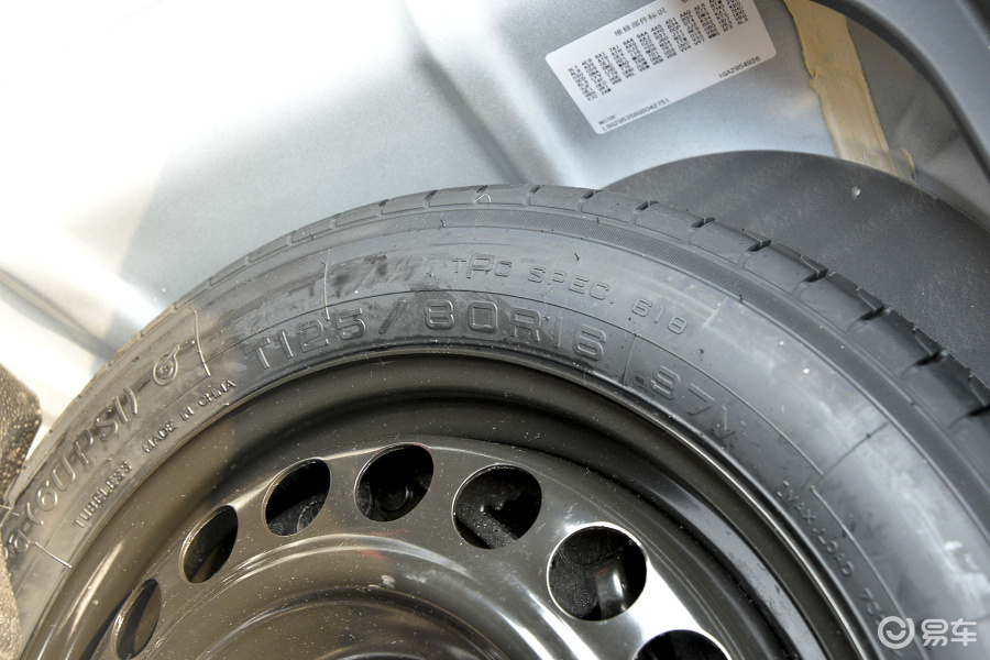 5t 双离合锐耀版备胎规格汽车图片-汽车图片大全】-易车网