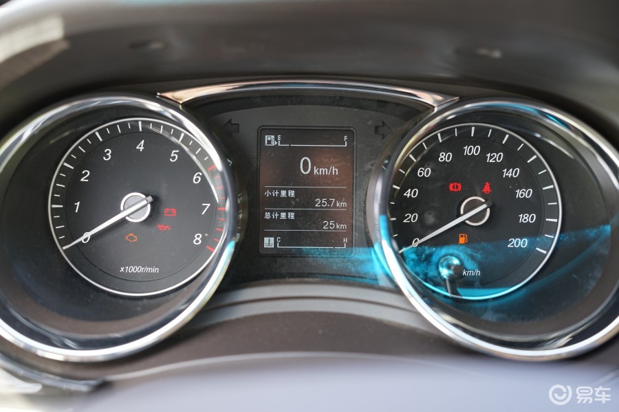 2016款宝骏7301.5l 手动 舒适型