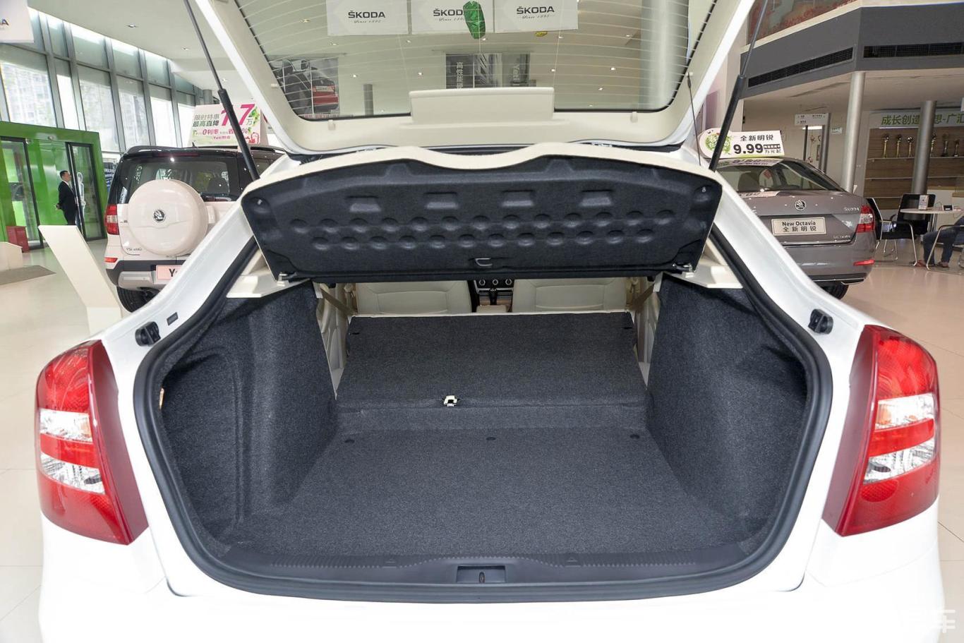 明锐 空间-极地白