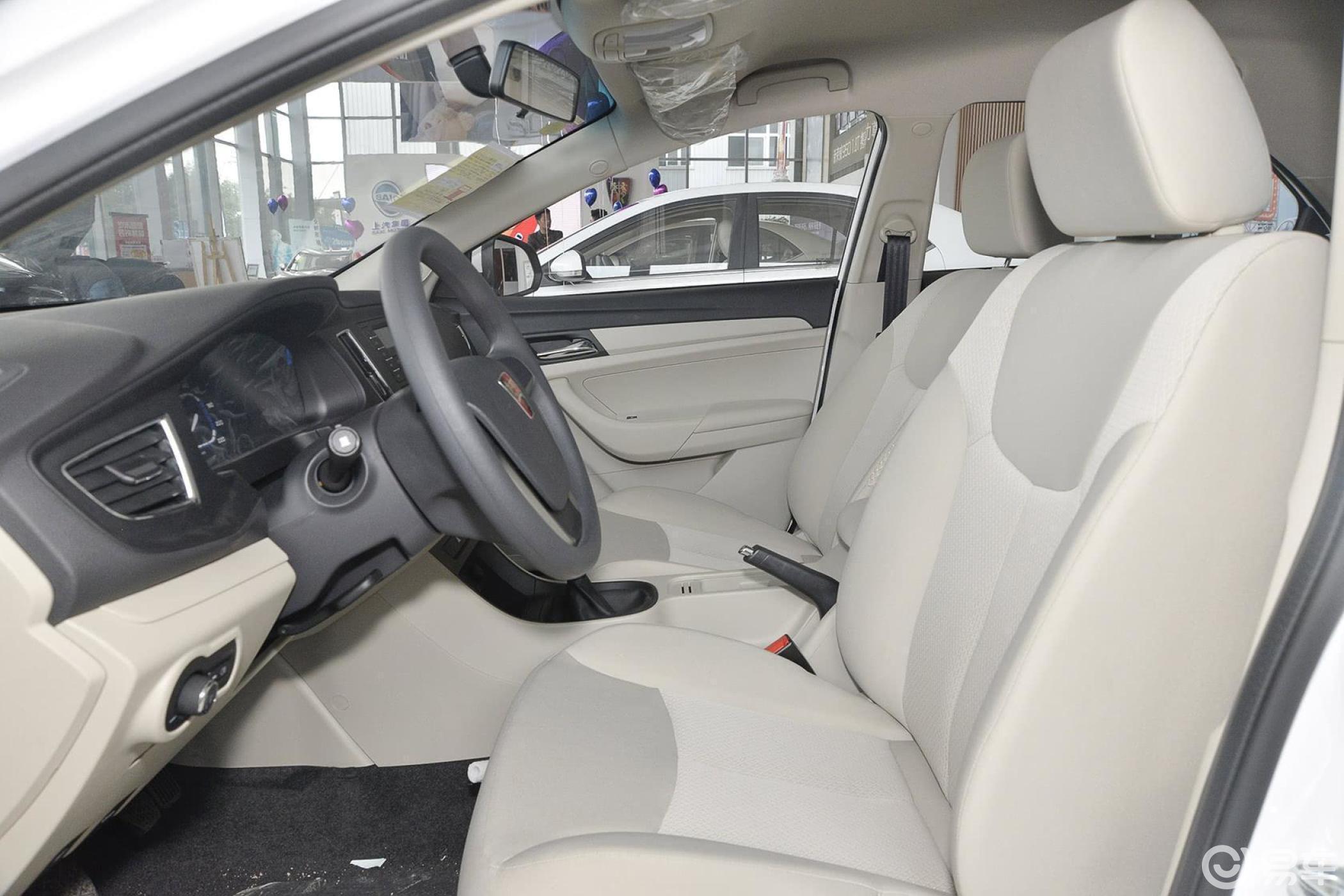 【荣威3602015款1.